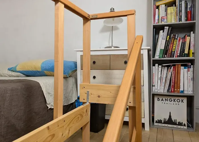 Small And Cozy In Florens